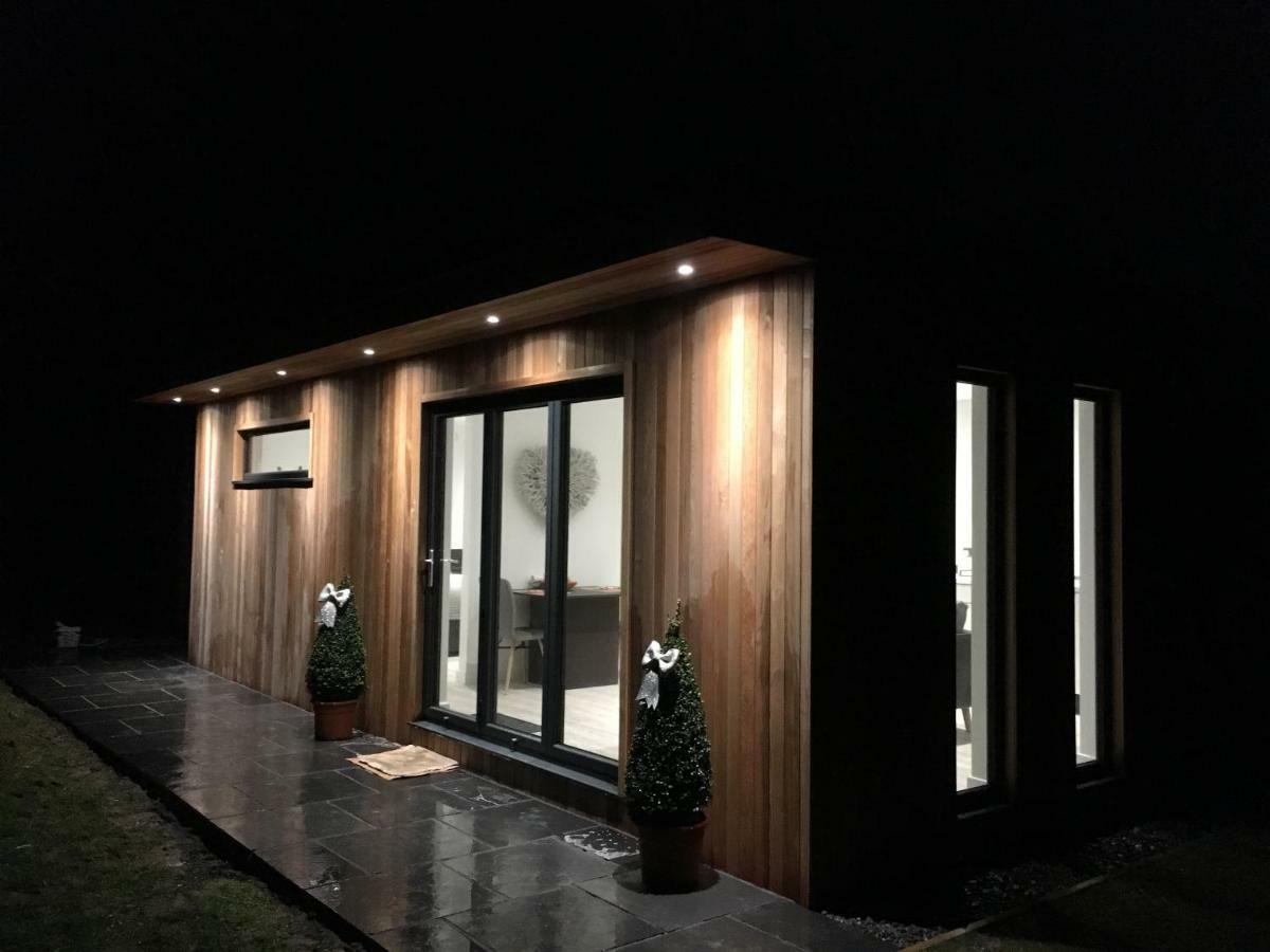 Parkknott Retreat Luxury Lodge With Private Hot Tub Askam in Furness Exterior foto